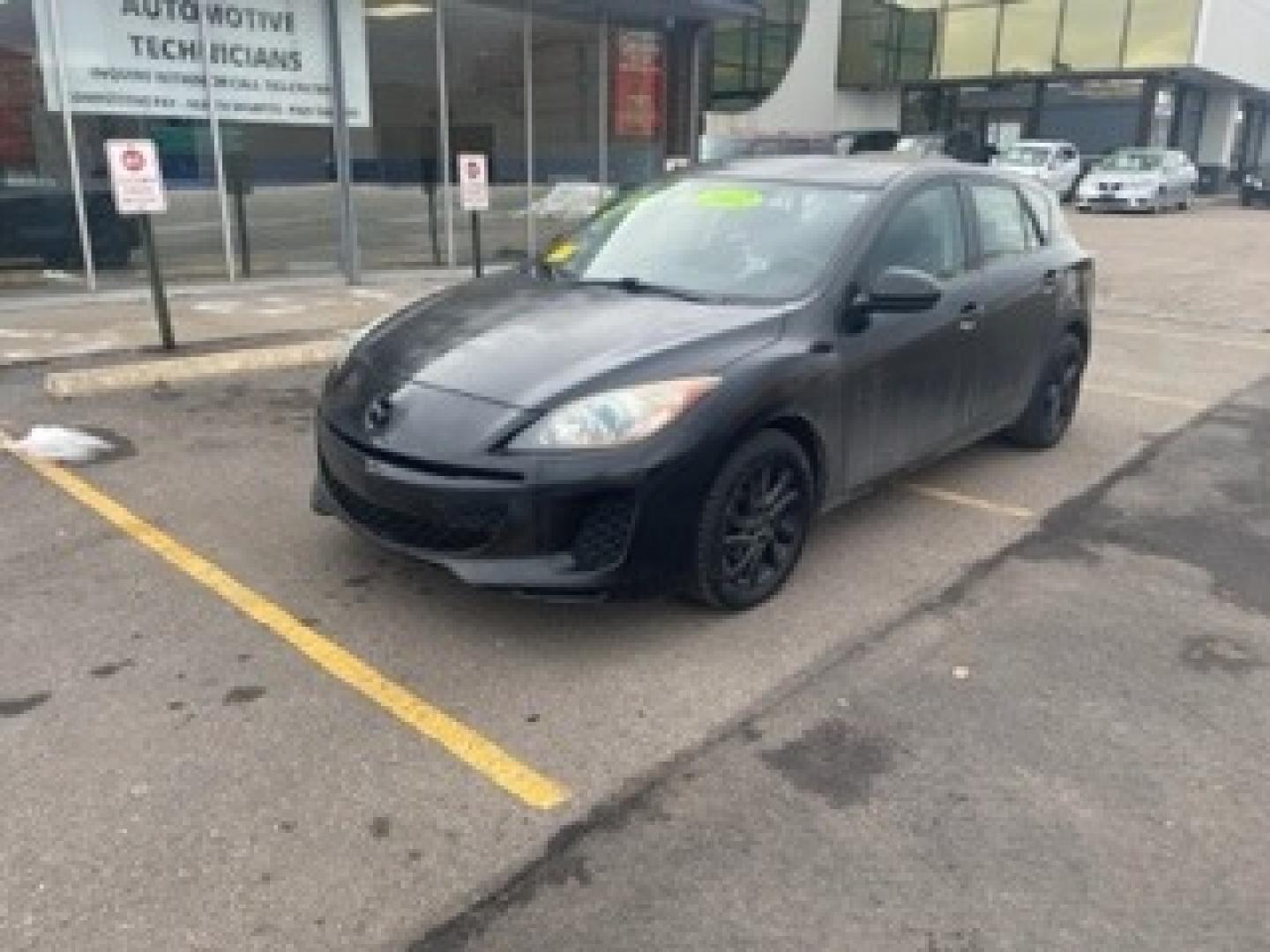 2012 MAZDA MAZDA3 I TOURING 5-DOOR (JM1BL1L76C1) with an 2.0L L4 DOHC 16V engine, located at 10890 W. Colfax Ave., Lakewood, CO, 80215, (303) 274-7692, 39.739914, -105.120132 - Photo#2